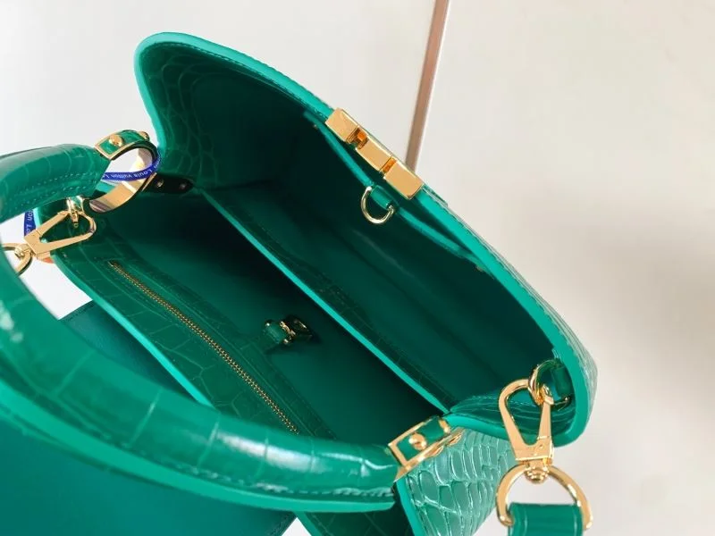 Breathable Louis Vuitton Capucines BB Bags 40011