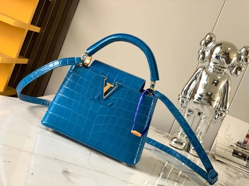 MultiPurpose Louis Vuitton Capucines BB Bags 39970