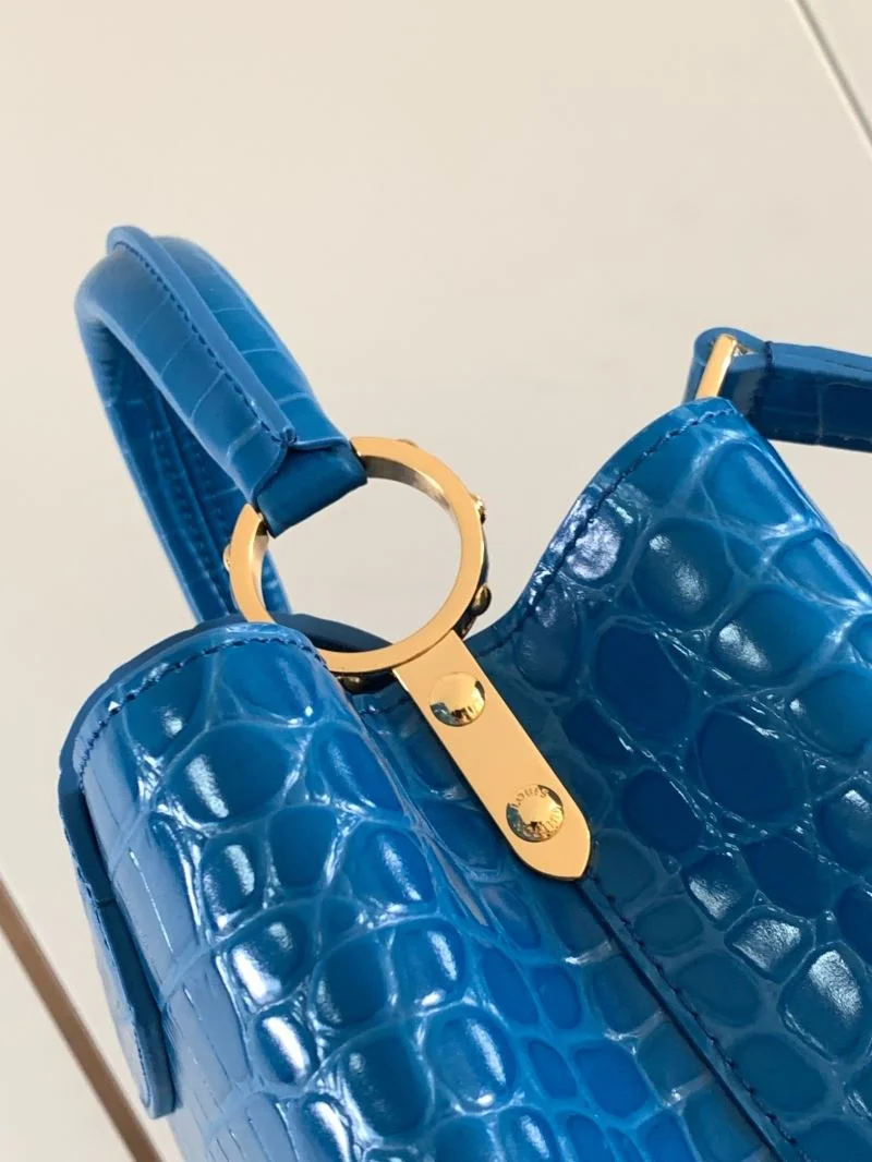 Louis Vuitton Capucines BB Bags Comfortable 40004