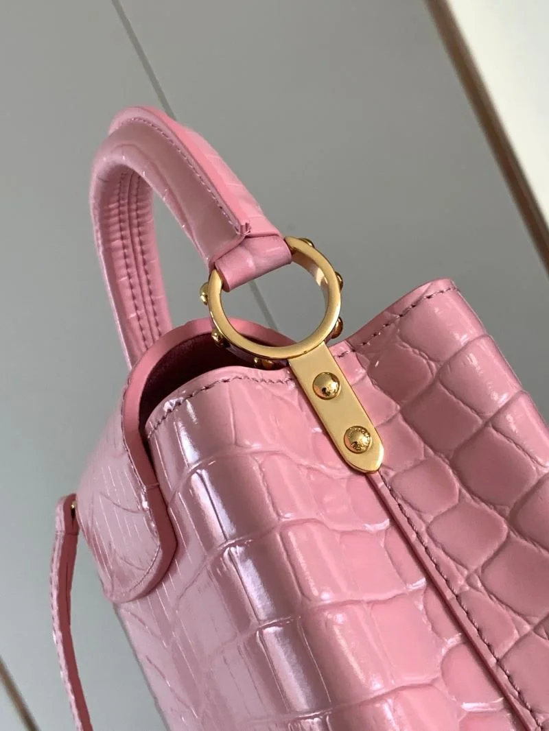BestValue Louis Vuitton Capucines BB Bags 39969