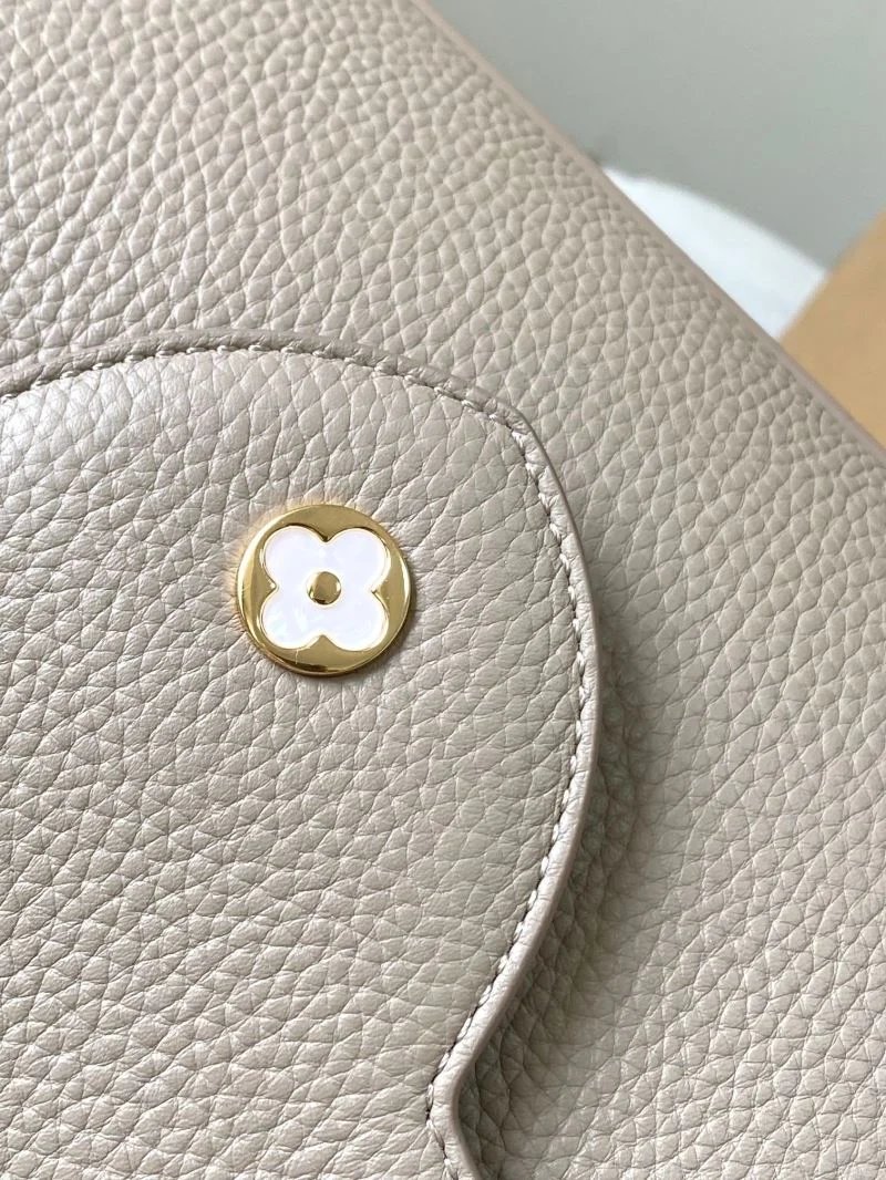 NewStyle Louis Vuitton Capucines BB Bags 39963