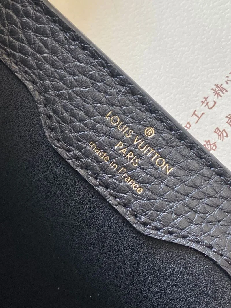 Popular Louis Vuitton Capucines BB Bags 39956