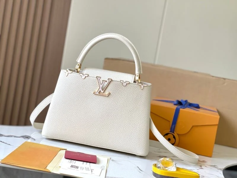 MoistureWicking Louis Vuitton Capucines BB Bags 39959