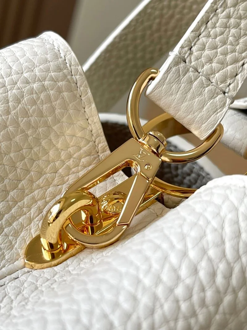 MoistureWicking Louis Vuitton Capucines BB Bags 39959