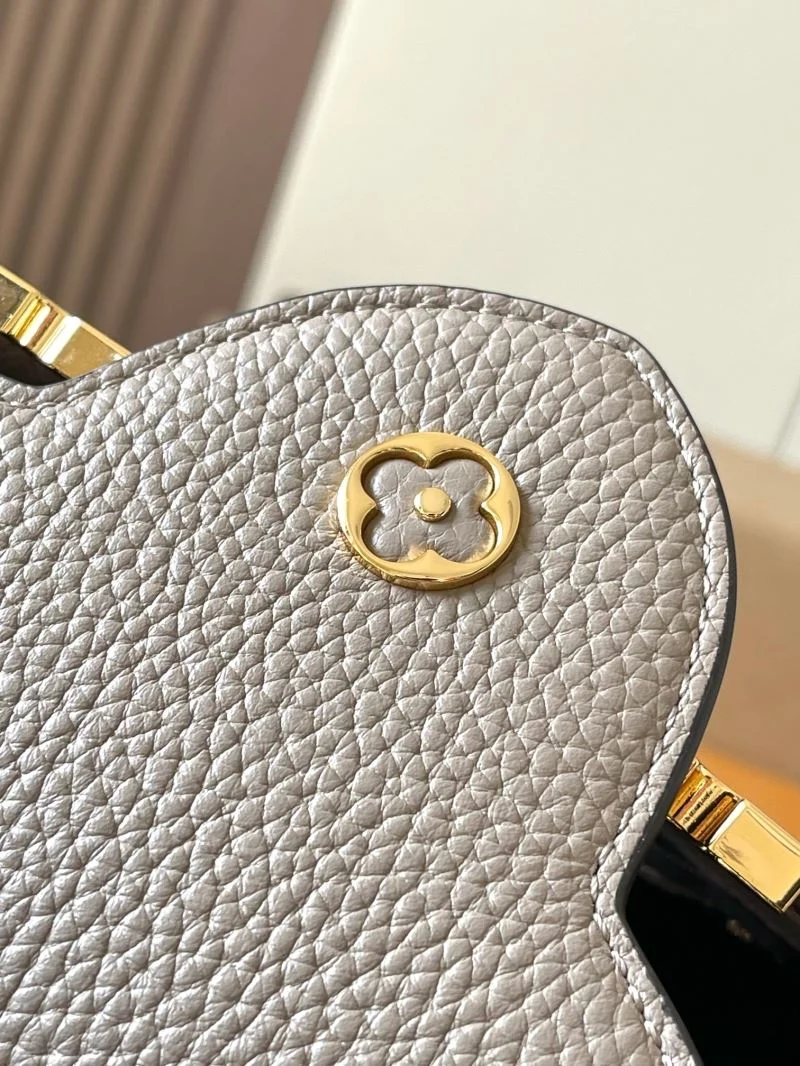 Efficient Louis Vuitton Capucines BB Bags 39997
