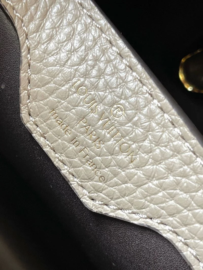Efficient Louis Vuitton Capucines BB Bags 39997