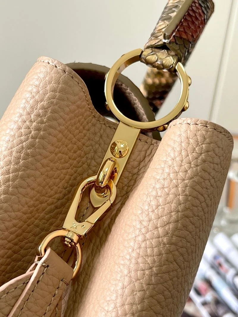Premium Louis Vuitton Capucines BB Bags 39985