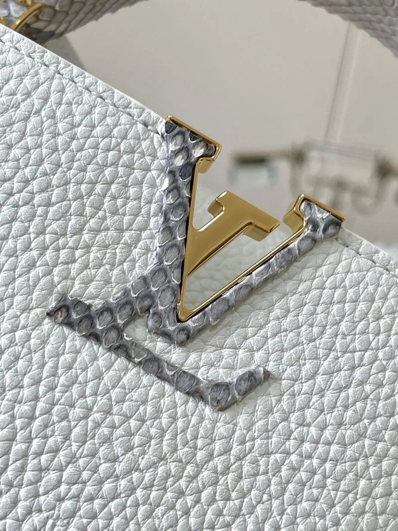 TopPick Louis Vuitton Capucines BB Bags 39950