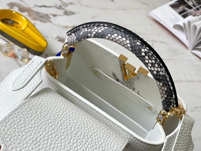 TopPick Louis Vuitton Capucines BB Bags 39950