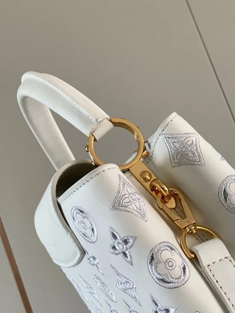 Louis Vuitton Capucines BB Bags Sophisticated 39946