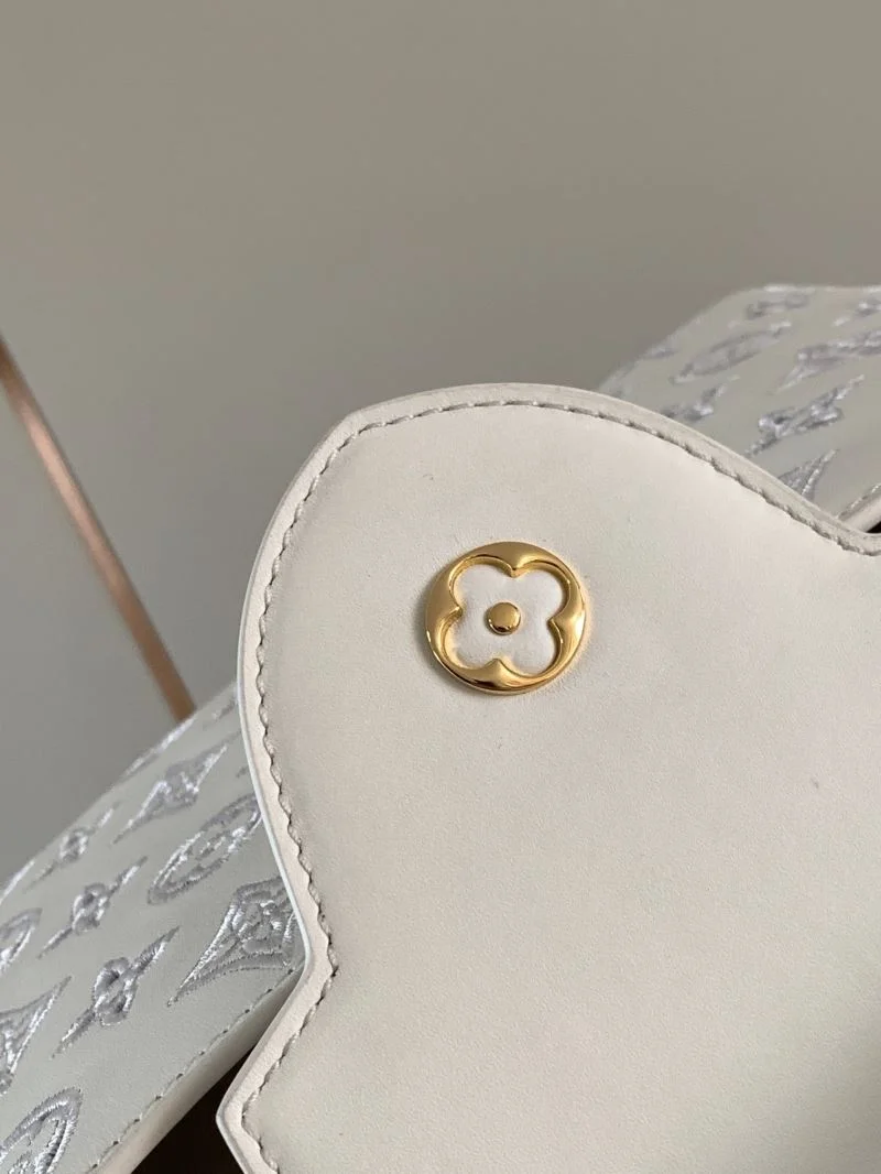 Louis Vuitton Capucines BB Bags Sophisticated 39946