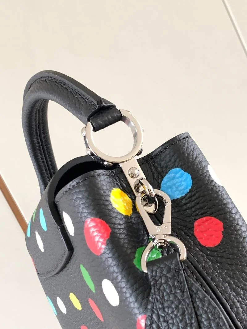 Contemporary Louis Vuitton Capucines BB Bags 39943