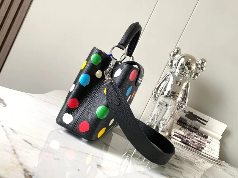 Affordable Louis Vuitton Capucines BB Bags 39974