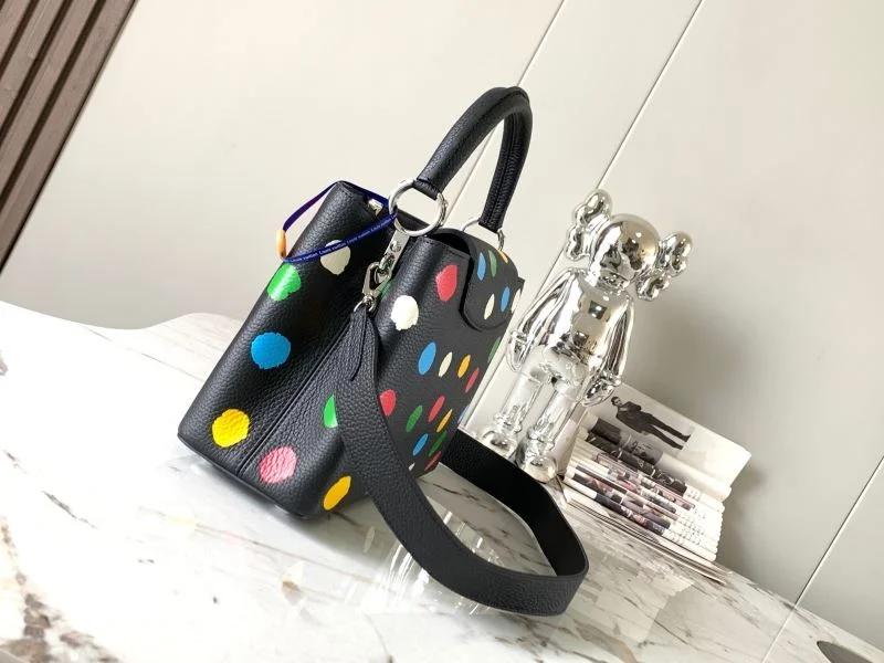 Lightweight Louis Vuitton Capucines BB Bags 39941