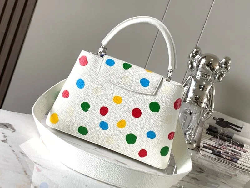 Practical Louis Vuitton Capucines BB Bags 39940
