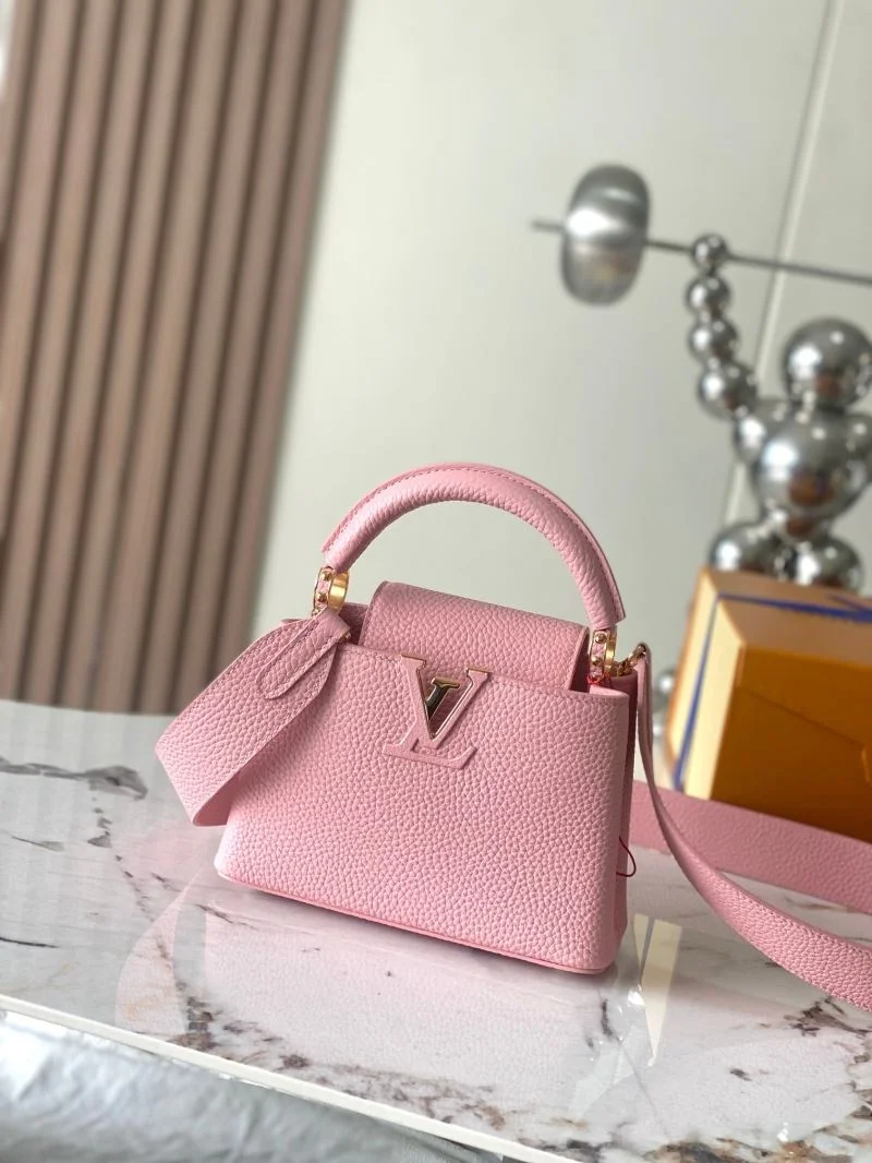 Durable Louis Vuitton Capucines BB Bags 39939