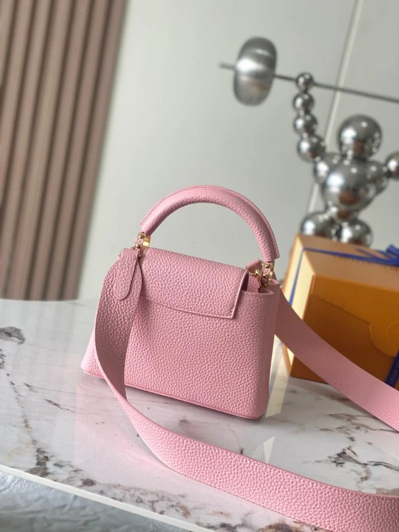 Durable Louis Vuitton Capucines BB Bags 39939
