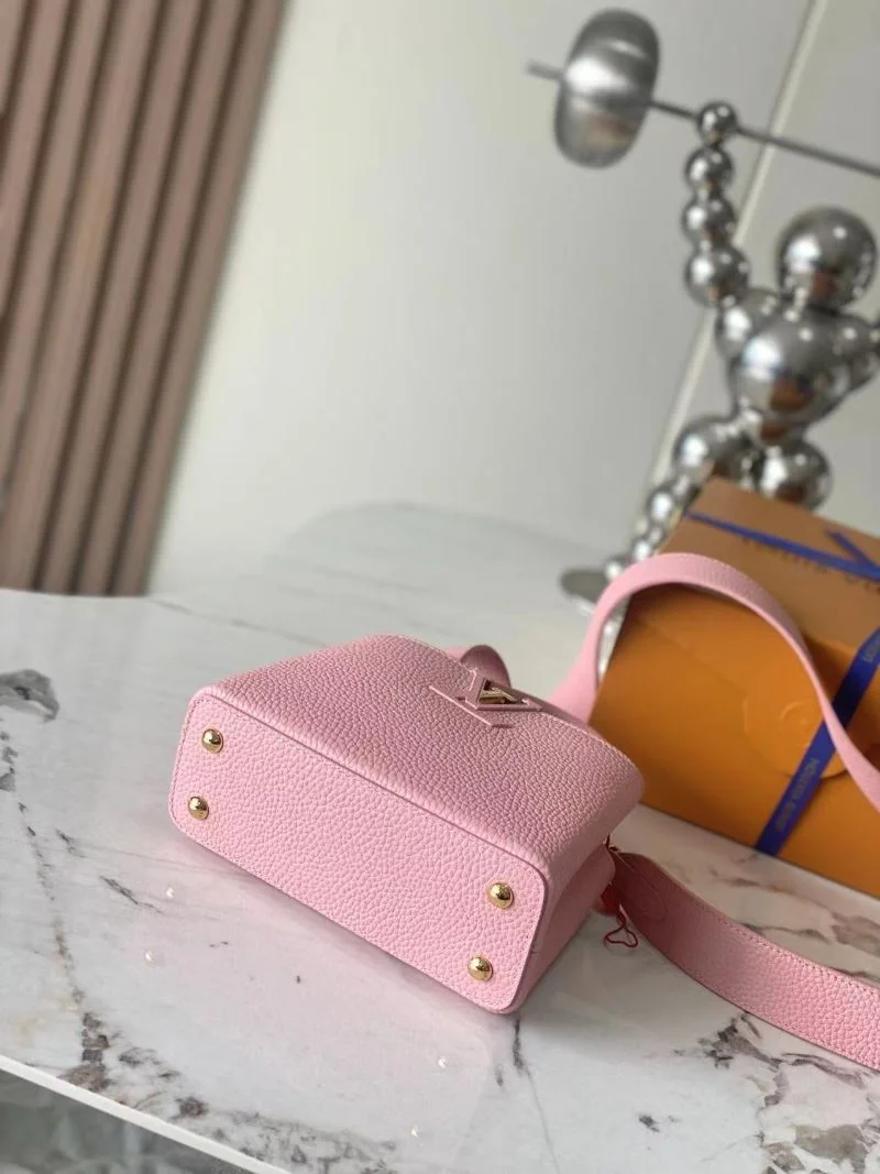 Durable Louis Vuitton Capucines BB Bags 39939