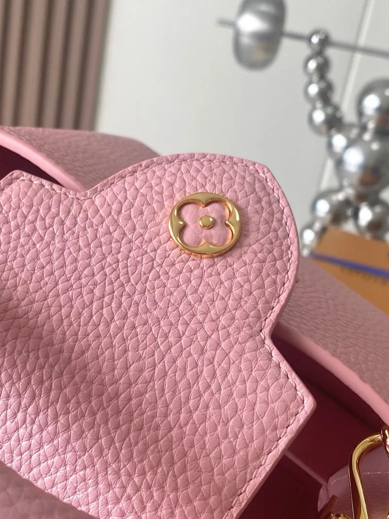 Durable Louis Vuitton Capucines BB Bags 39939
