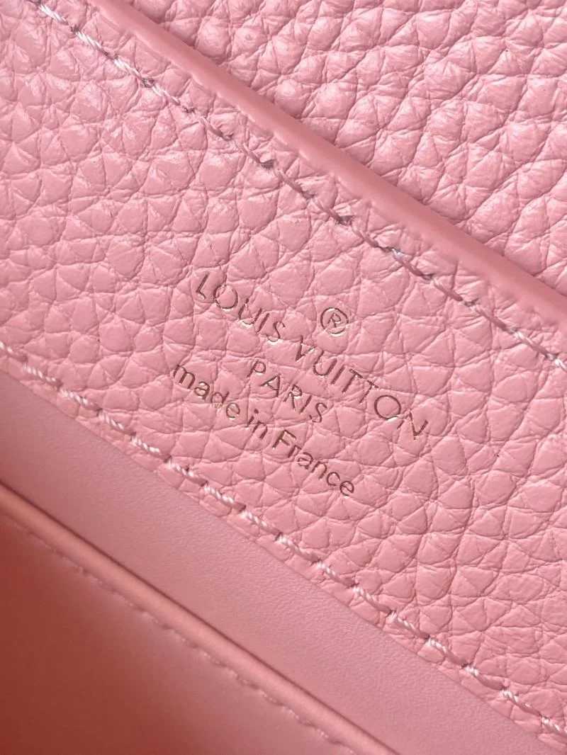 Durable Louis Vuitton Capucines BB Bags 39939