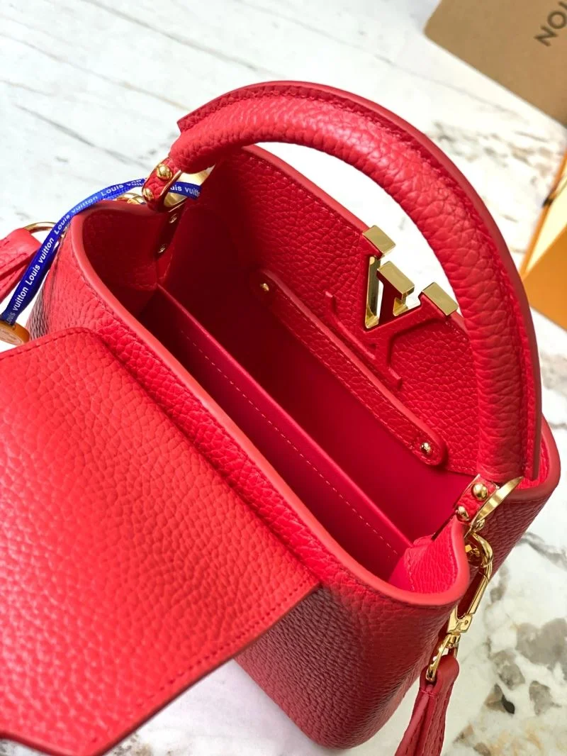 Fashionable Louis Vuitton Capucines BB Bags 39933