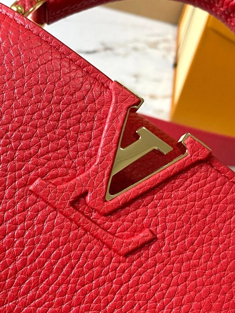 Soft Louis Vuitton Capucines BB Bags 39934