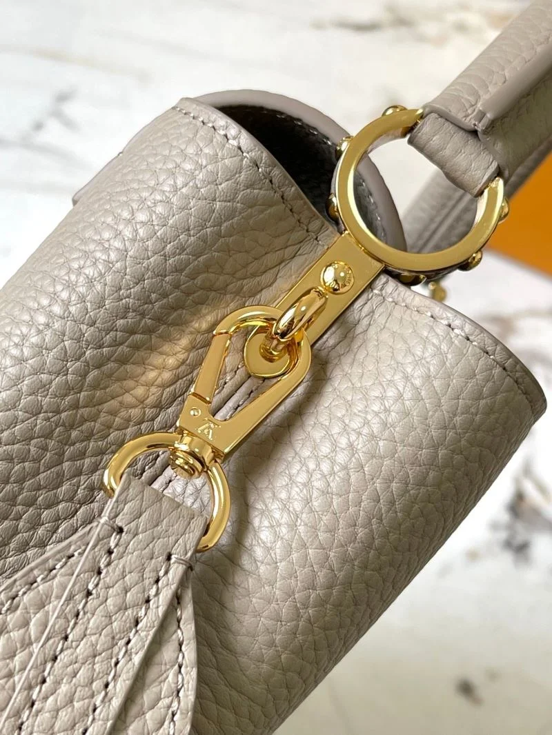 Louis Vuitton Capucines BB Bags Functional 39927