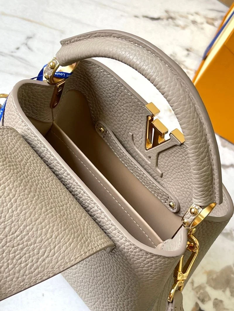 Louis Vuitton Capucines BB Bags Functional 39927