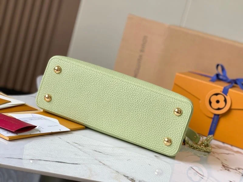 Louis Vuitton Capucines BB Bags Minimalist 39964