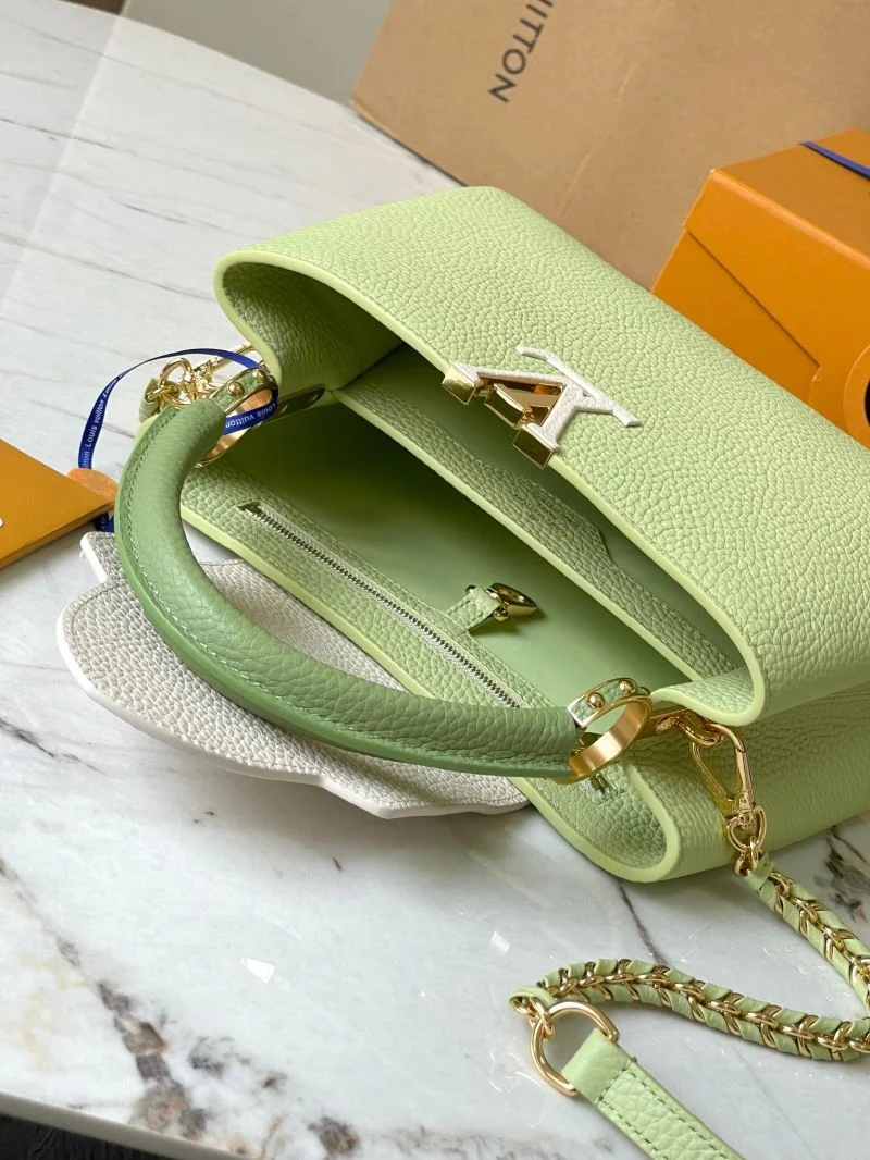 OdorResistant Louis Vuitton Capucines BB Bags 39923