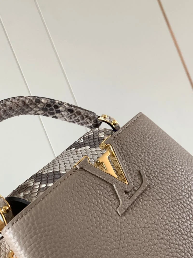 Louis Vuitton Capucines BB Bags Durable 39925