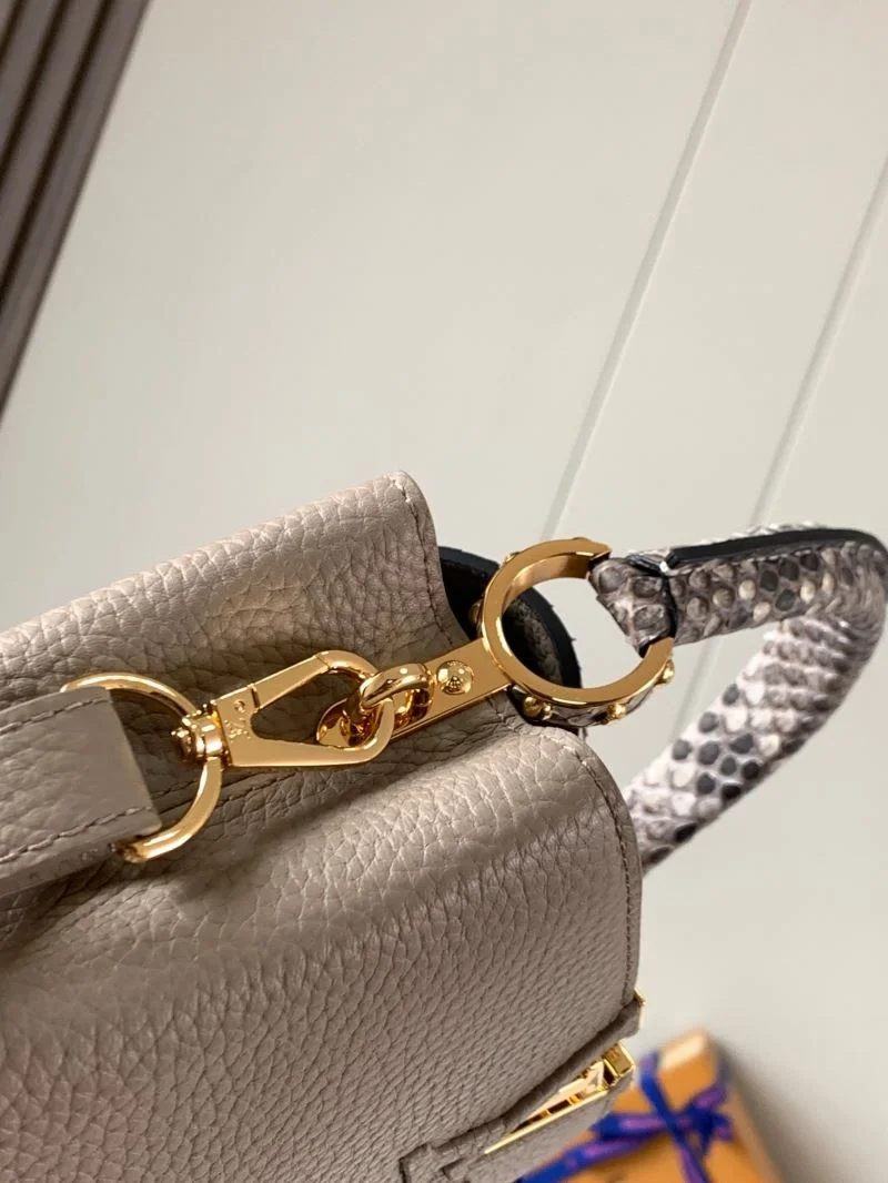 Louis Vuitton Capucines BB Bags Durable 39925