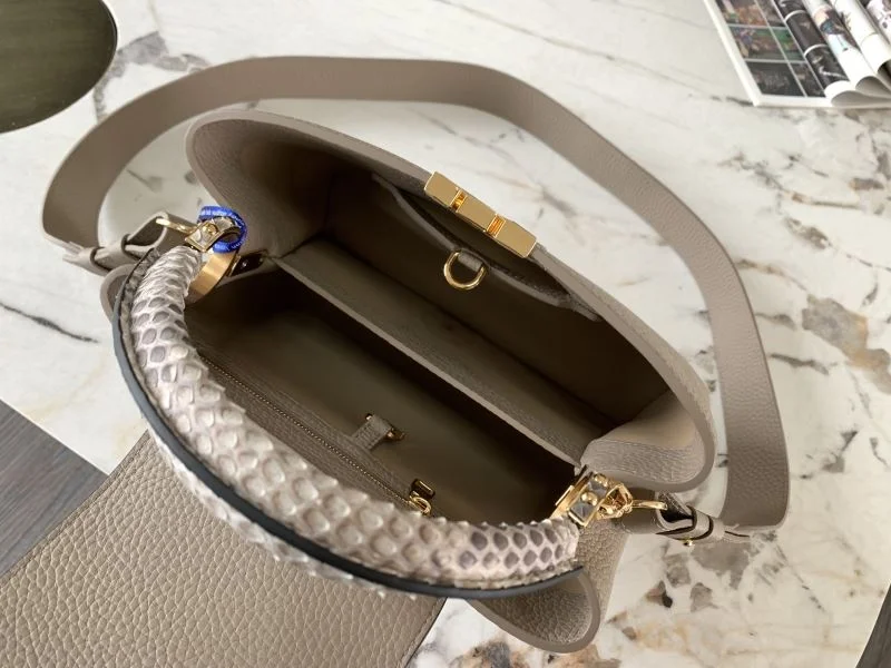 Elegant Louis Vuitton Capucines BB Bags 39919