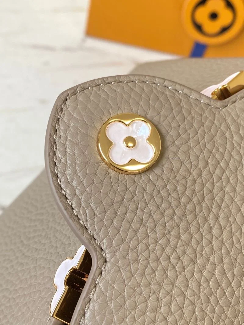 Louis Vuitton Capucines BB Bags Vibrant 39926