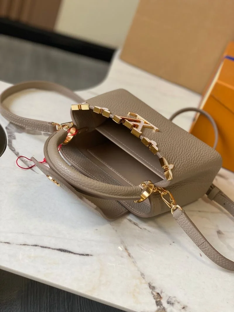 Louis Vuitton Capucines BB Bags Vibrant 39926