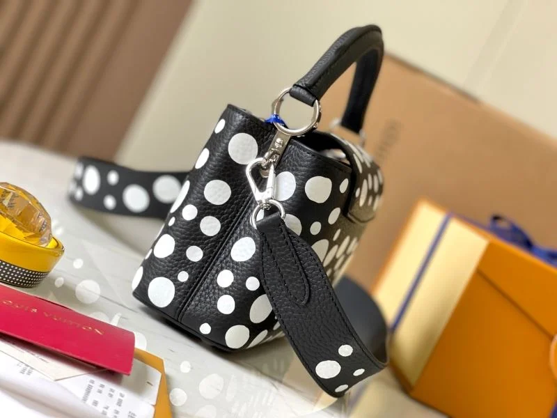 Packable Louis Vuitton Capucines BB Bags 39915
