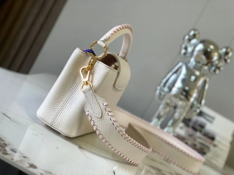 MultiPurpose Louis Vuitton Capucines BB Bags 39910