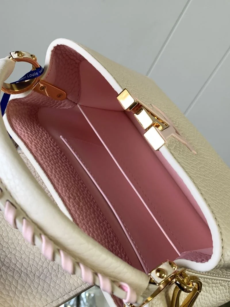MultiPurpose Louis Vuitton Capucines BB Bags 39910