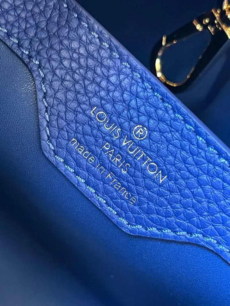 Soft Louis Vuitton Capucines BB Bags 39900