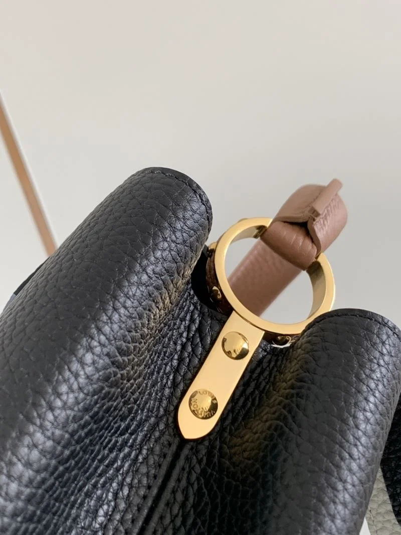 Breathable Louis Vuitton Capucines BB Bags 39895
