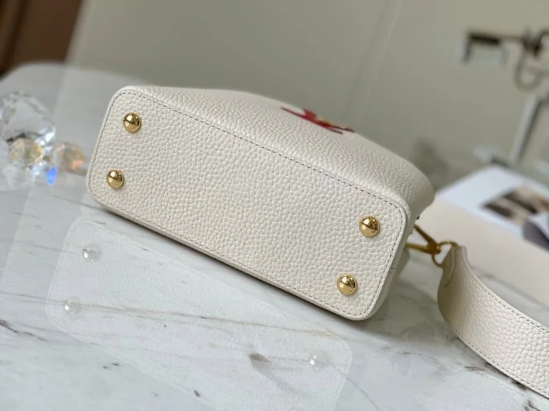 Louis Vuitton Capucines BB Bags Sleek 39971