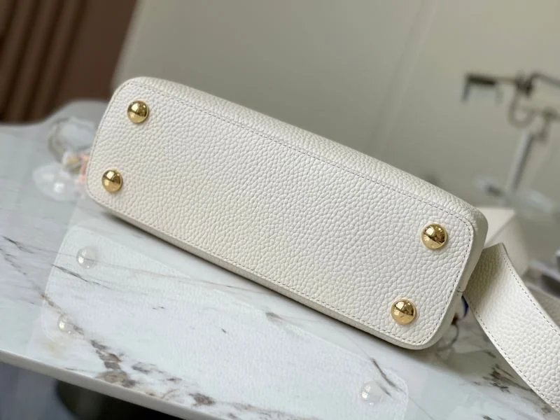 EasyCare Louis Vuitton Capucines BB Bags 39888