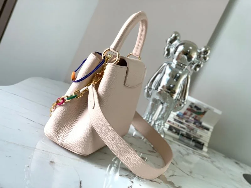 Sporty Louis Vuitton Capucines BB Bags 39912