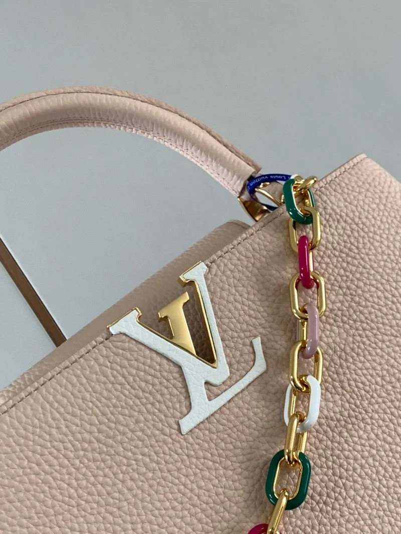 Sporty Louis Vuitton Capucines BB Bags 39912