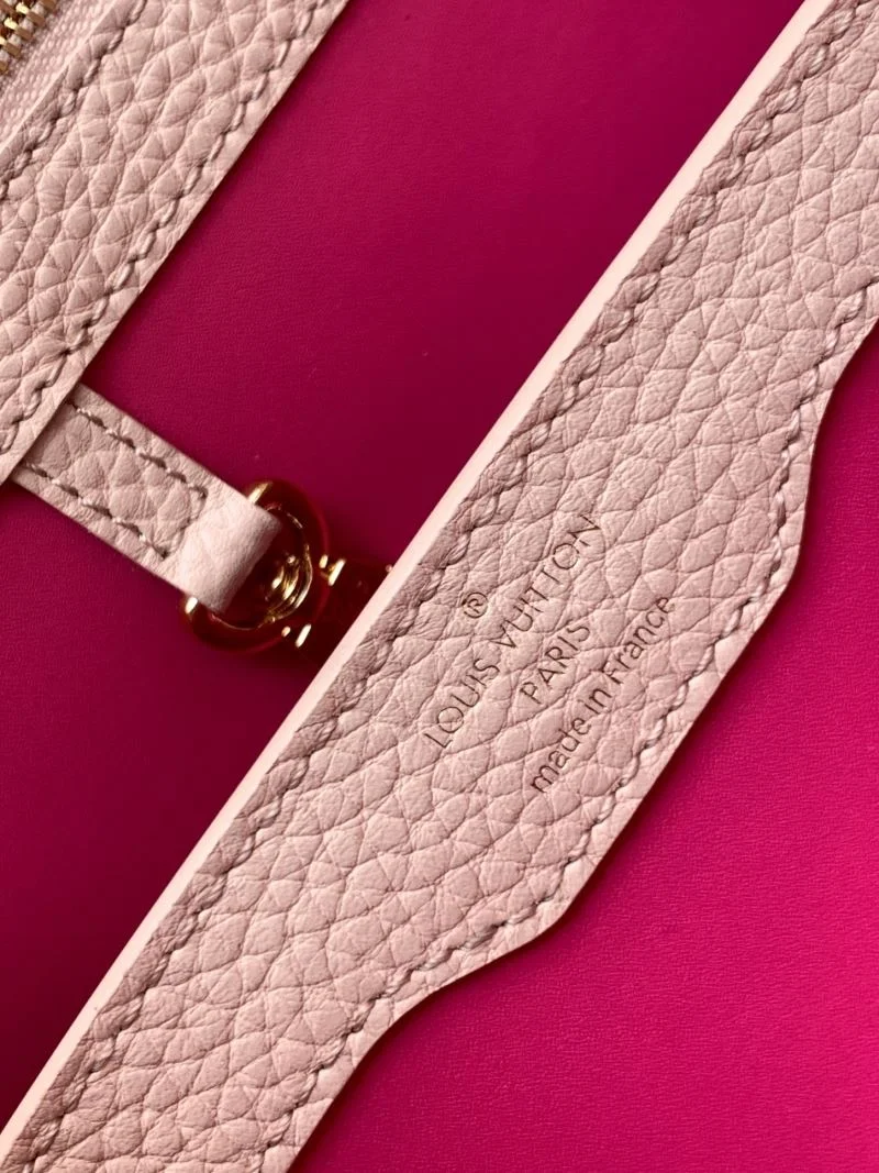 Sporty Louis Vuitton Capucines BB Bags 39912