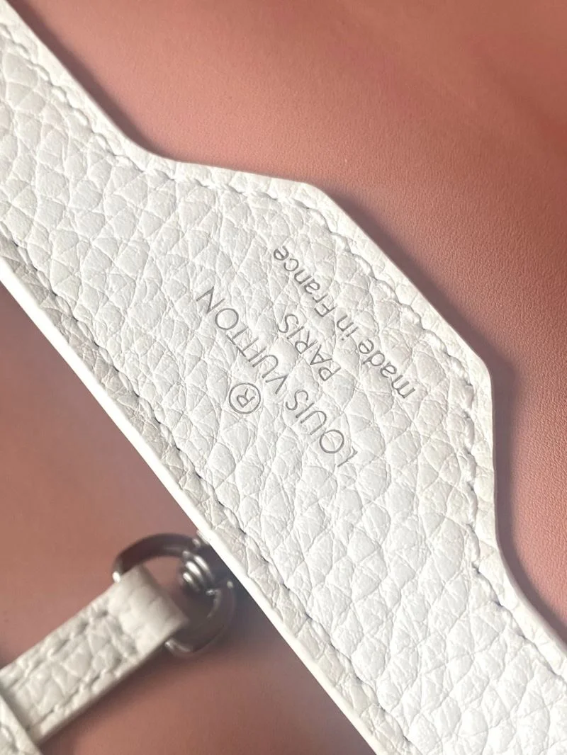 Louis Vuitton Capucines BB Bags FastDry 39871