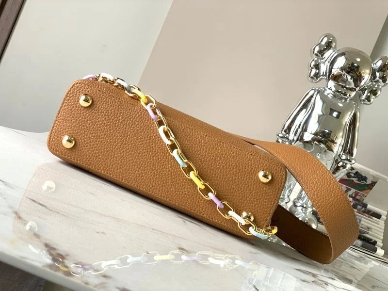 Versatile Louis Vuitton Capucines BB Bags 39870