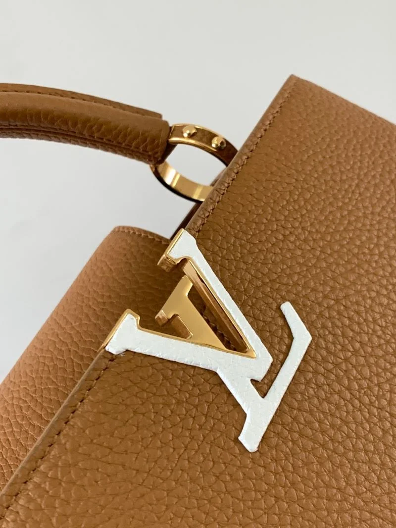 Versatile Louis Vuitton Capucines BB Bags 39870