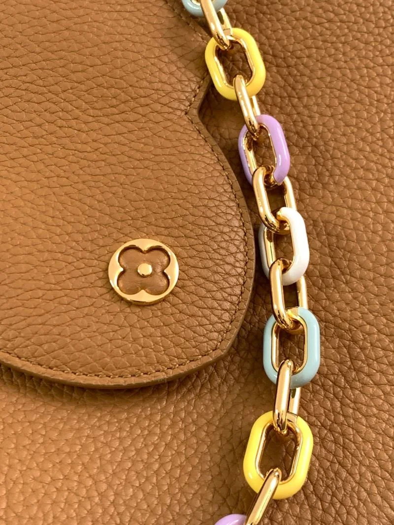 SunProtective Louis Vuitton Capucines BB Bags 39949