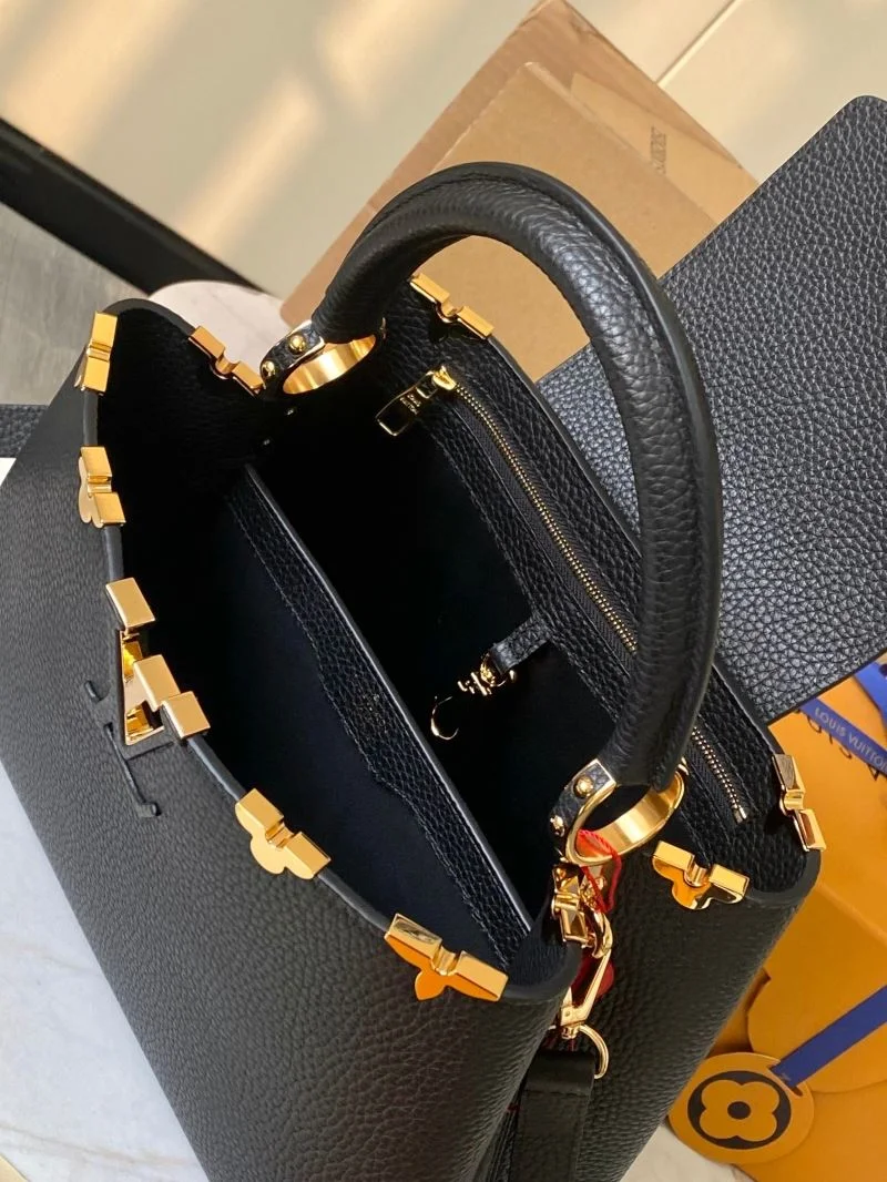 Resilient Louis Vuitton Capucines BB Bags 39869
